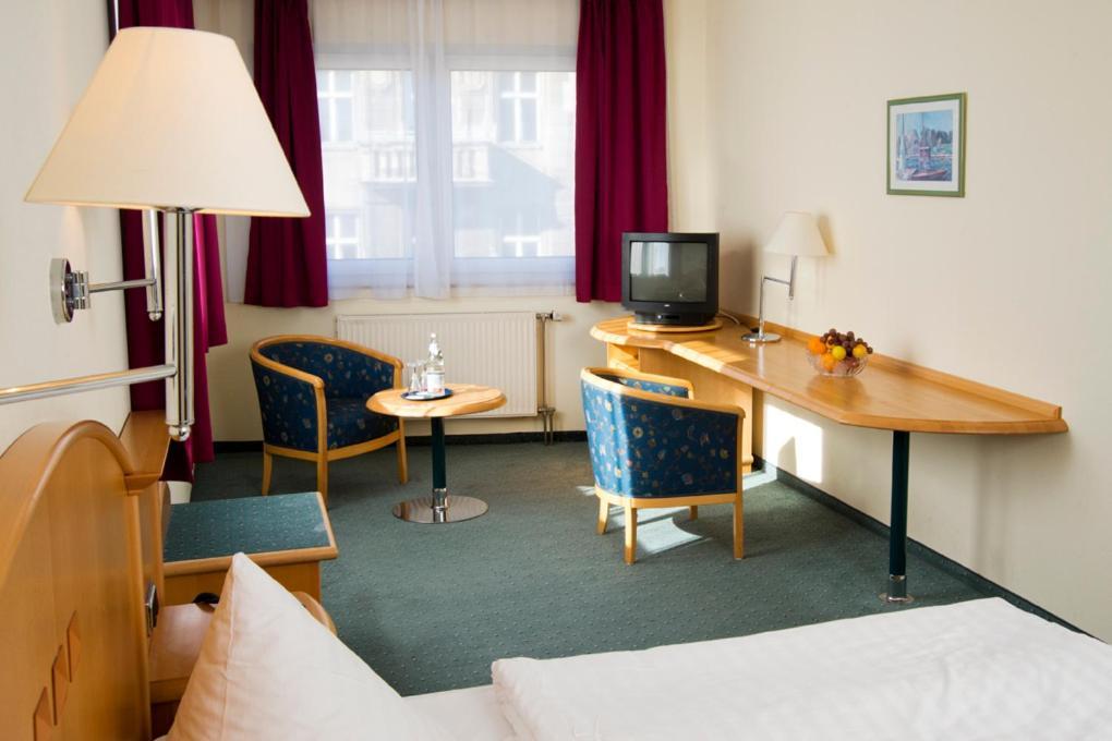 Hotel Berlin - Greenline Hotel Zossen Extérieur photo