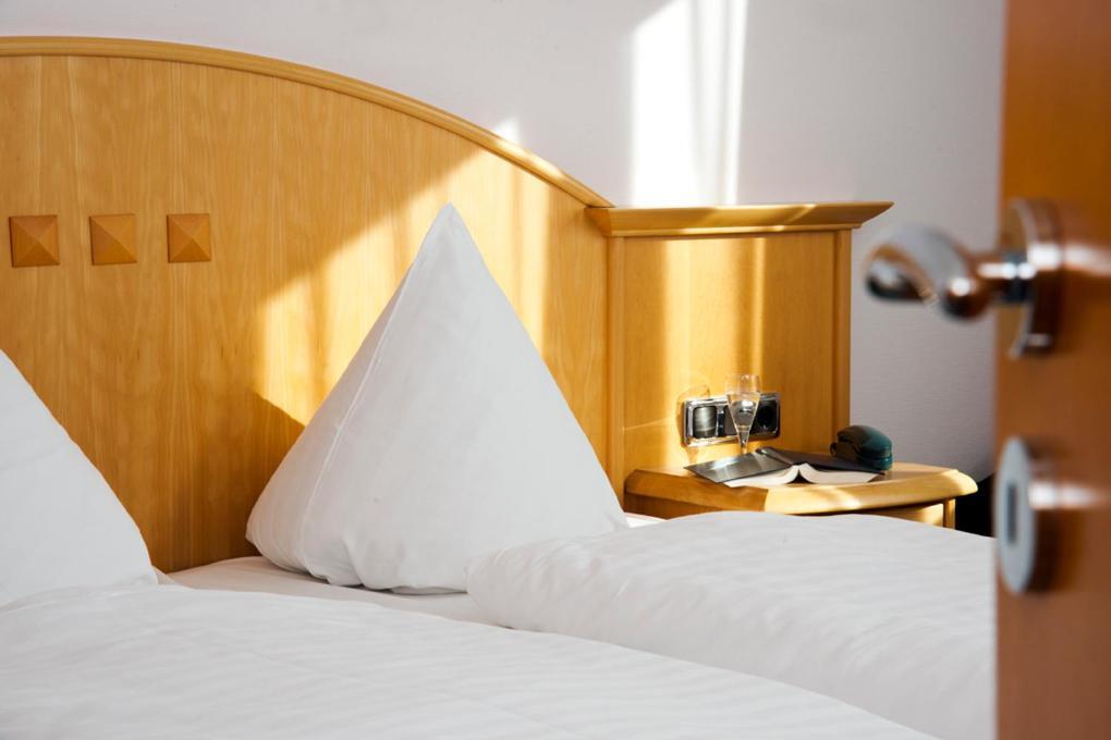 Hotel Berlin - Greenline Hotel Zossen Extérieur photo