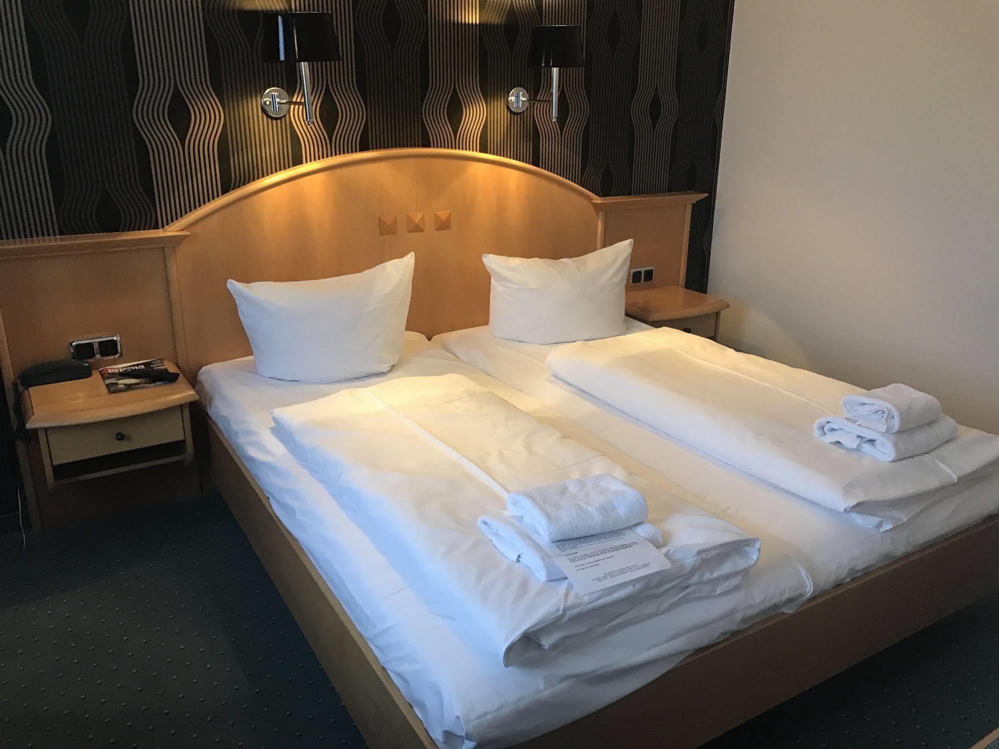 Hotel Berlin - Greenline Hotel Zossen Extérieur photo