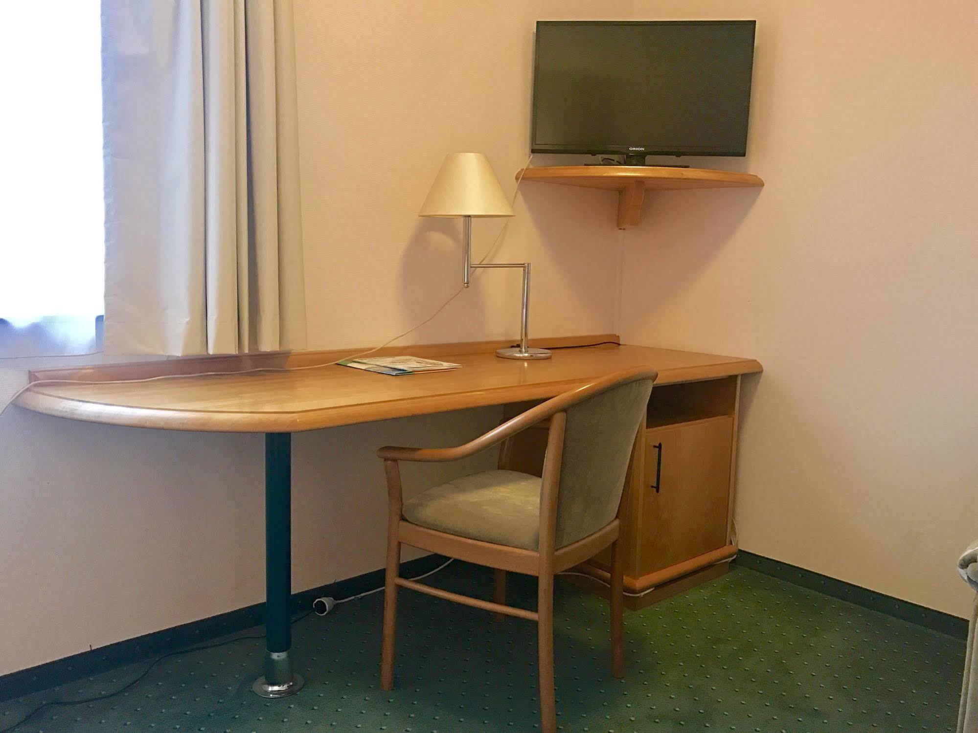 Hotel Berlin - Greenline Hotel Zossen Extérieur photo